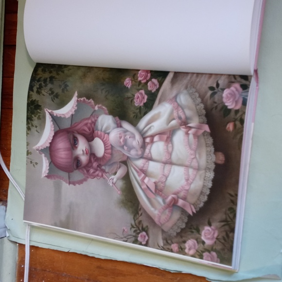 Books - 📚 Mark Ryden Pinxit 15" × 11" Taschen coffee table 360 page exhibit - Picture 12 of 15